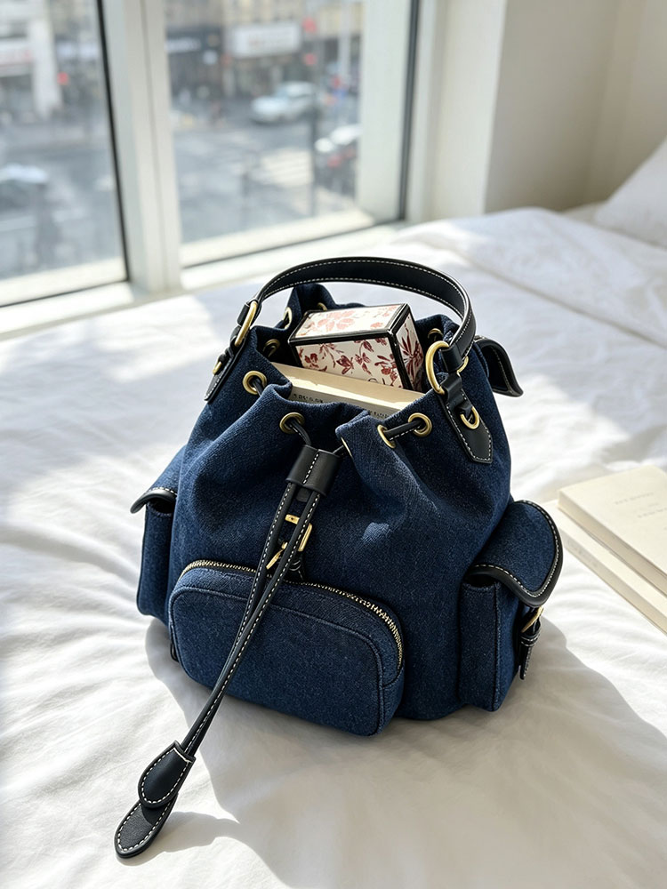 Luxury Bags Blue - Denimblauer Damenrucksack 2026 Neue Luxus-Pendlerhandtasche Reise-Freizeit-Umhängetasche
