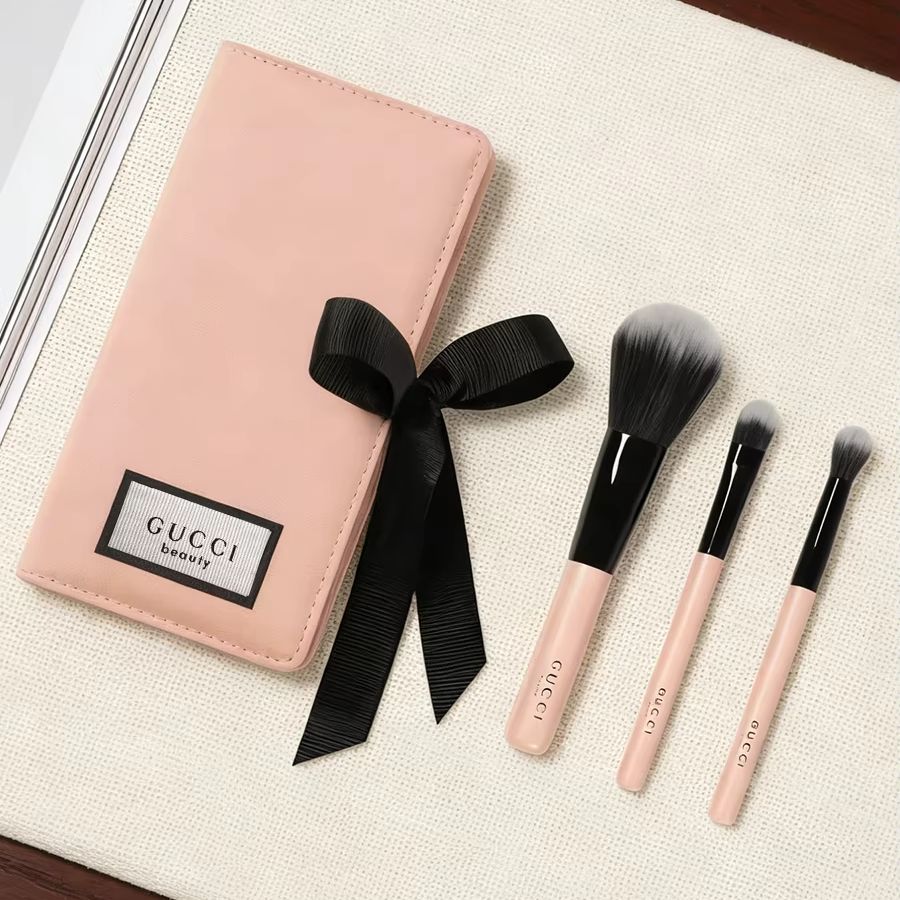 GUCCIs Tasche Make-up-Pinsel-S – Luxury Bags Gucci Bewertung und Preis
