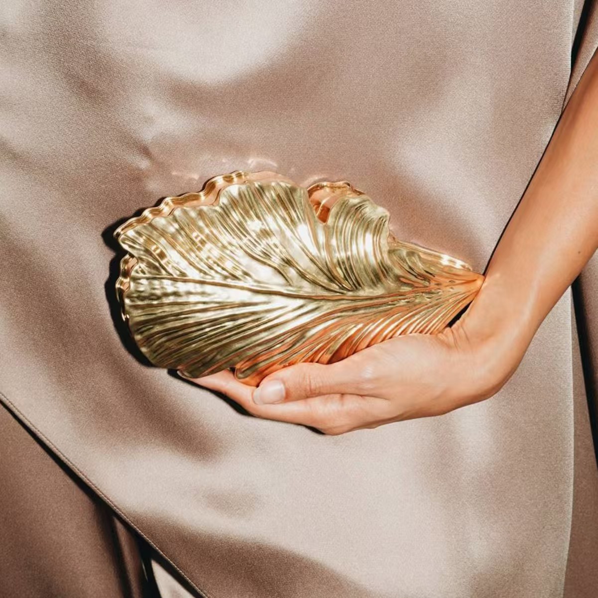 Luxuriöse Goldene Modische Acr – Luxury Bags For Young Women Bewertung und Preis